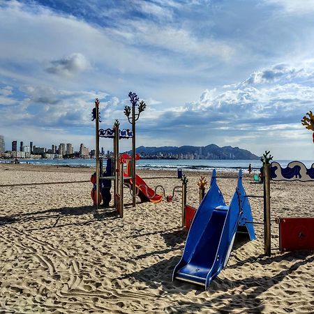 Esmeralda Sea Front Apartment Benidorm Eksteriør bilde
