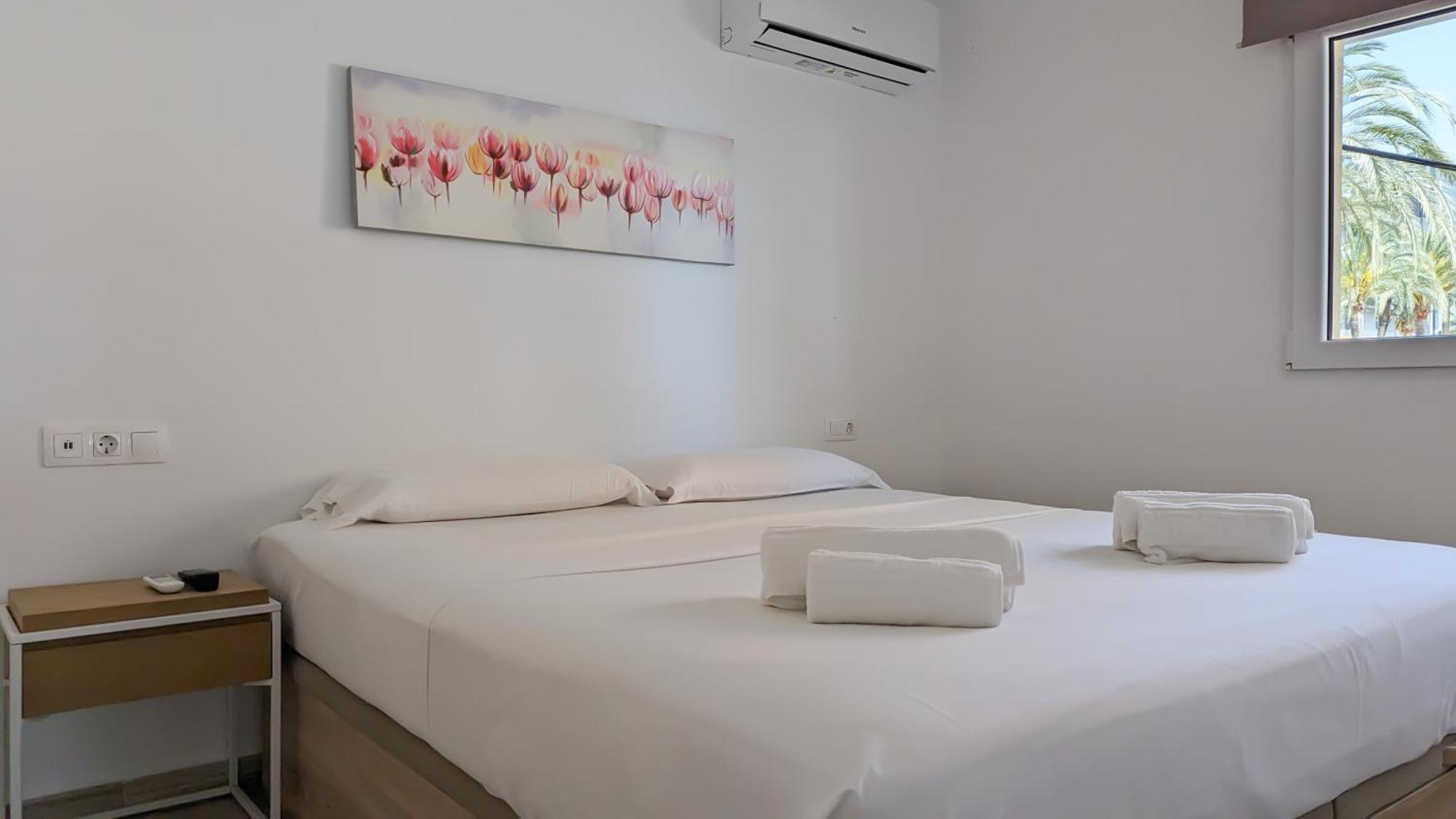 Esmeralda Sea Front Apartment Benidorm Eksteriør bilde